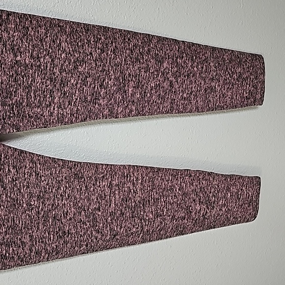 Beyond Yoga Pink Spacedye High-Rise Midi Leggings - Picture 7 of 8